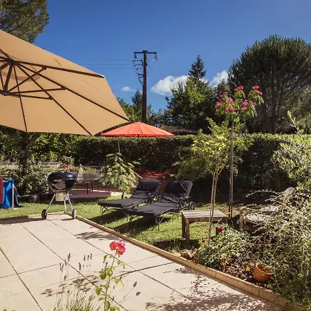 Holiday home Beautiful Near The Forest Carsac-Aillac