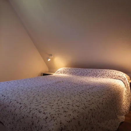Holiday home Beautiful Near The Forest Carsac-Aillac